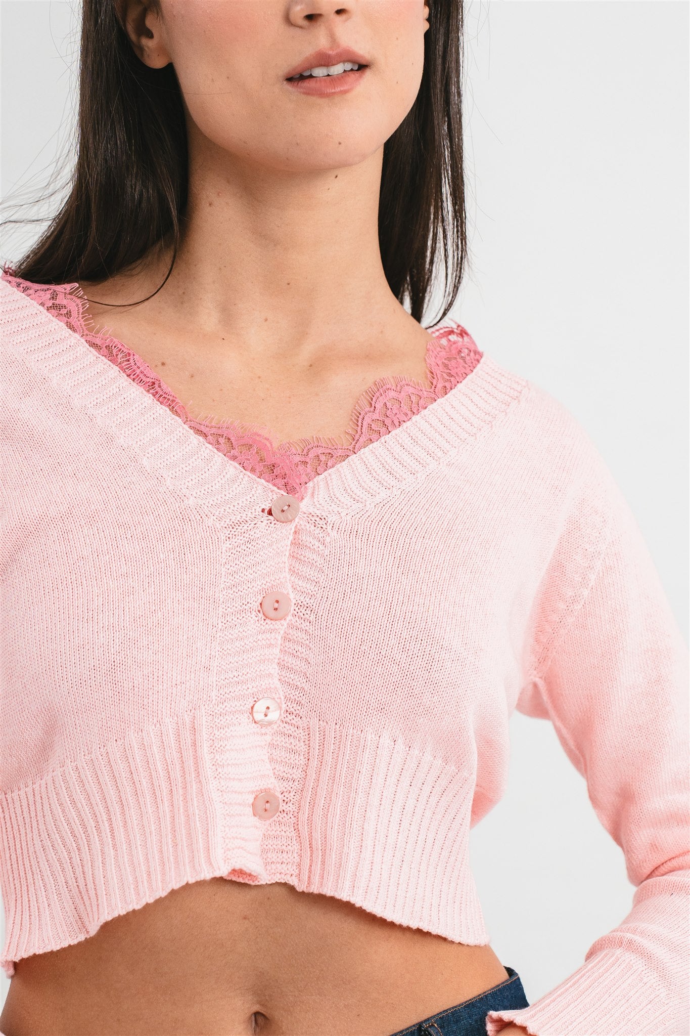 Cardigan crop con dettagli in pizzo