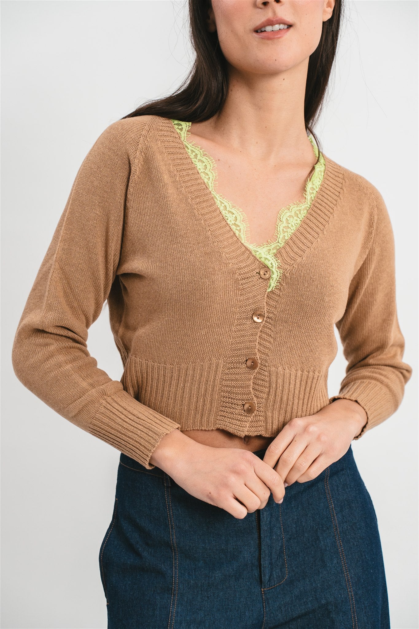 Cardigan crop con dettagli in pizzo