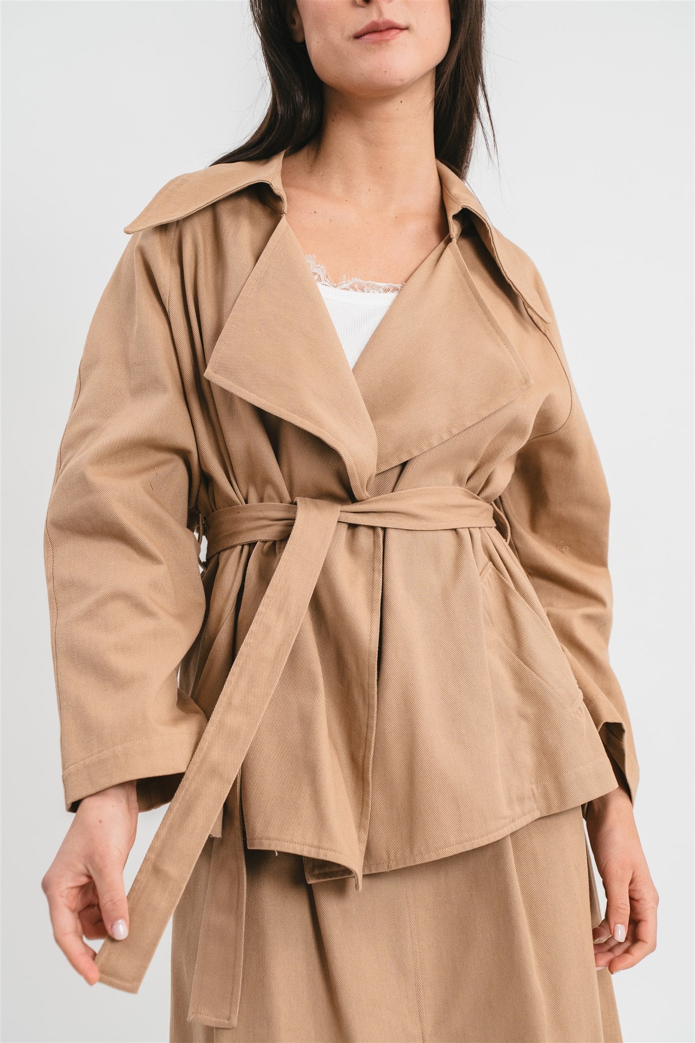 Short trench coat